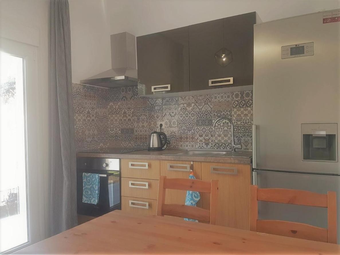 Spitaki Apartments Потос Екстериор снимка