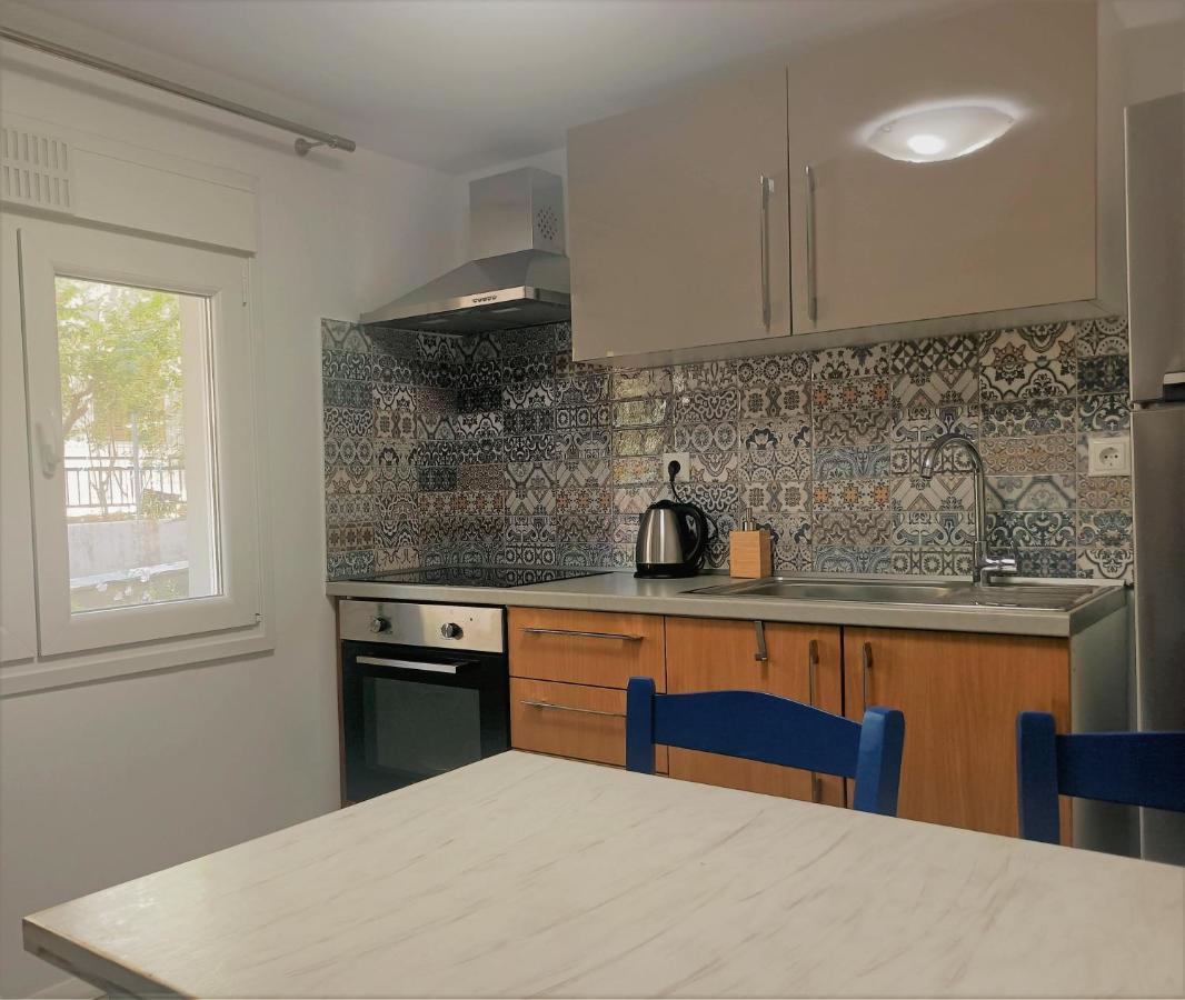 Spitaki Apartments Потос Екстериор снимка